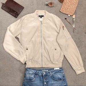 Bomber jacket